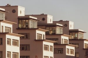 omo escolher o Seguro Residencial ideal para proteger seu lar contra imprevistos e garantir a segurança do seu patrimônio